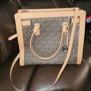 Michael Kors purse